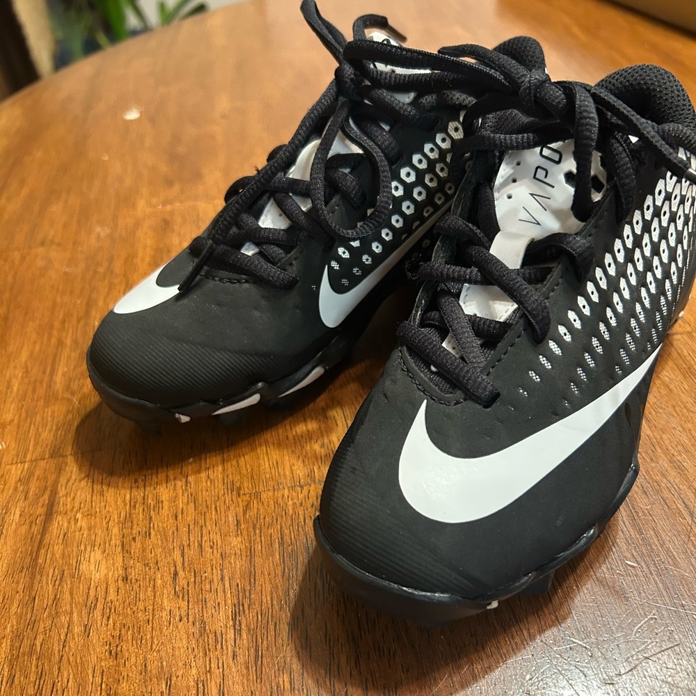 Nike Kids Vapor baseball cleats